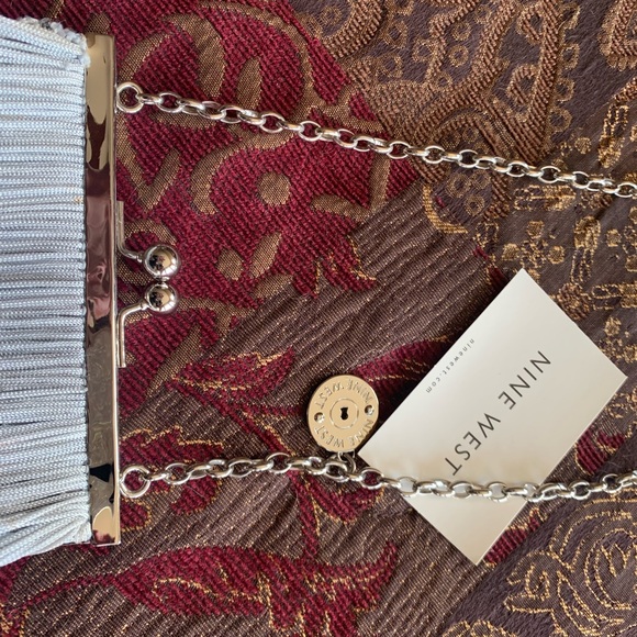 Silver fringe shoulder bag - Picture 2 of 2